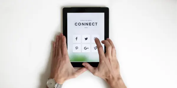 Digital channels for marketing smart buildings